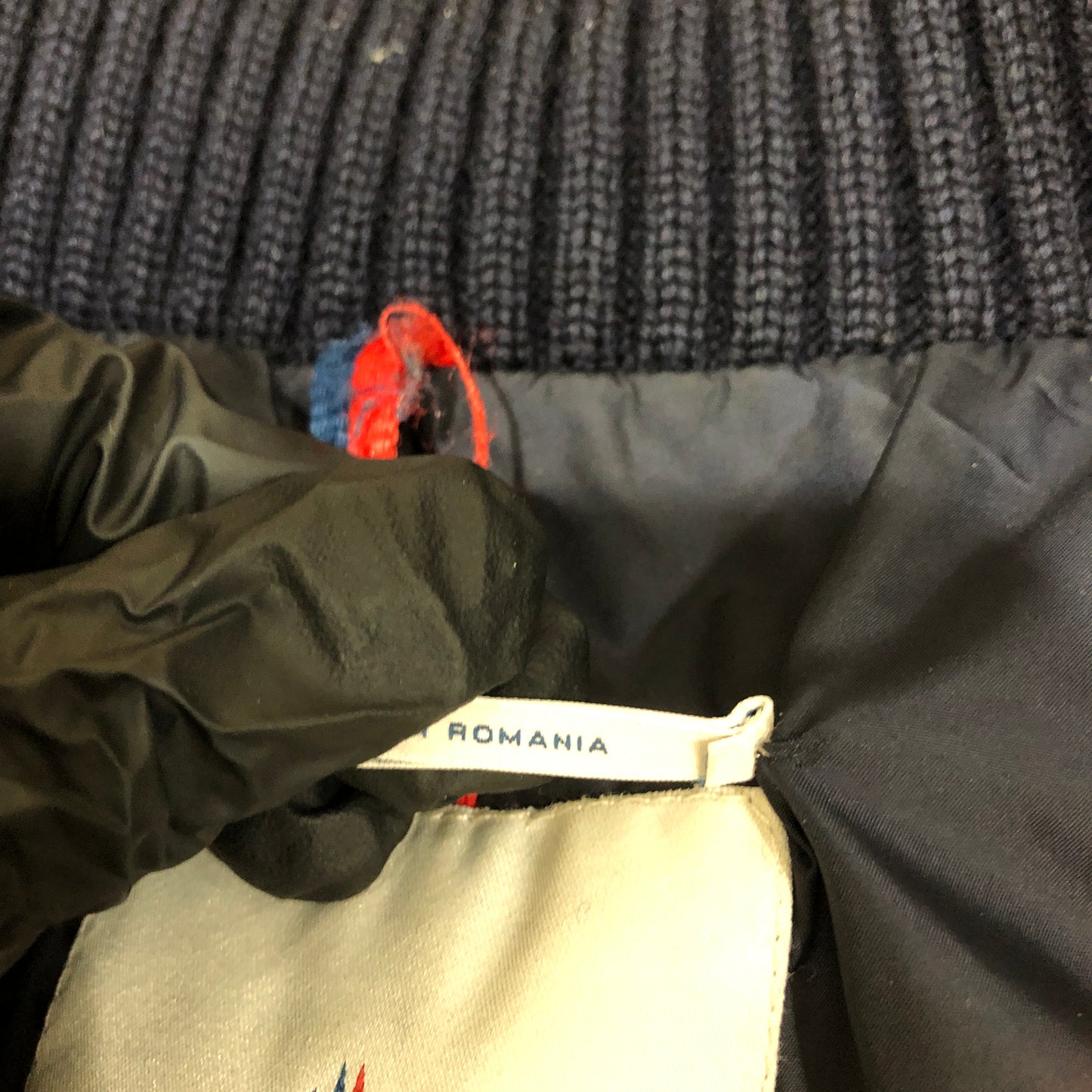 Moncler Hooded Down Jacket Size 7 Navy Blue/Black