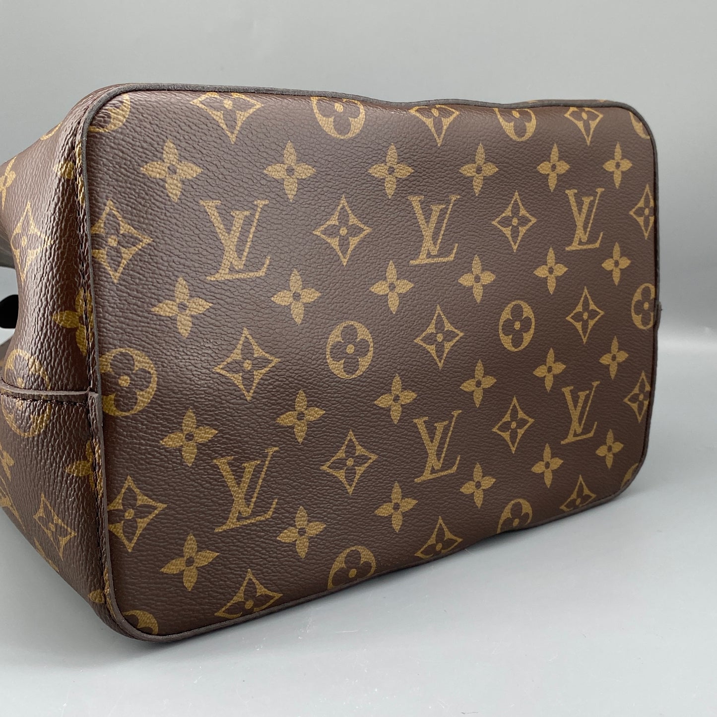Louis Vuitton Monogram NeoNoe Bucket Shoulder Bag