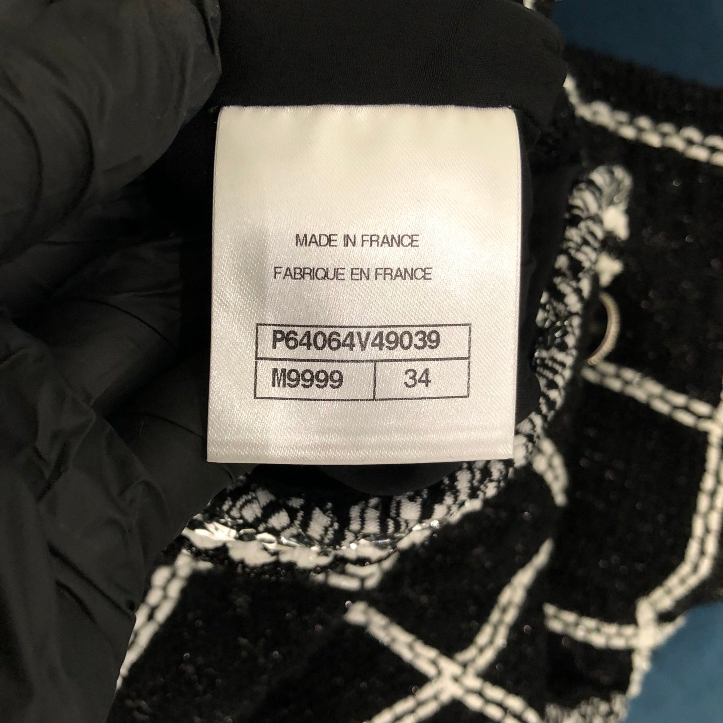 Chanel Short Sleeve Grid Tweed Dress in Black & White (Size 34)