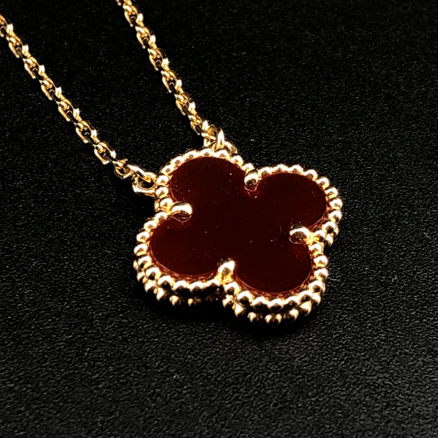 Van Cleef & Arpels Red Carnelian Single Vintage  Alhambra Pendant Necklace 2021