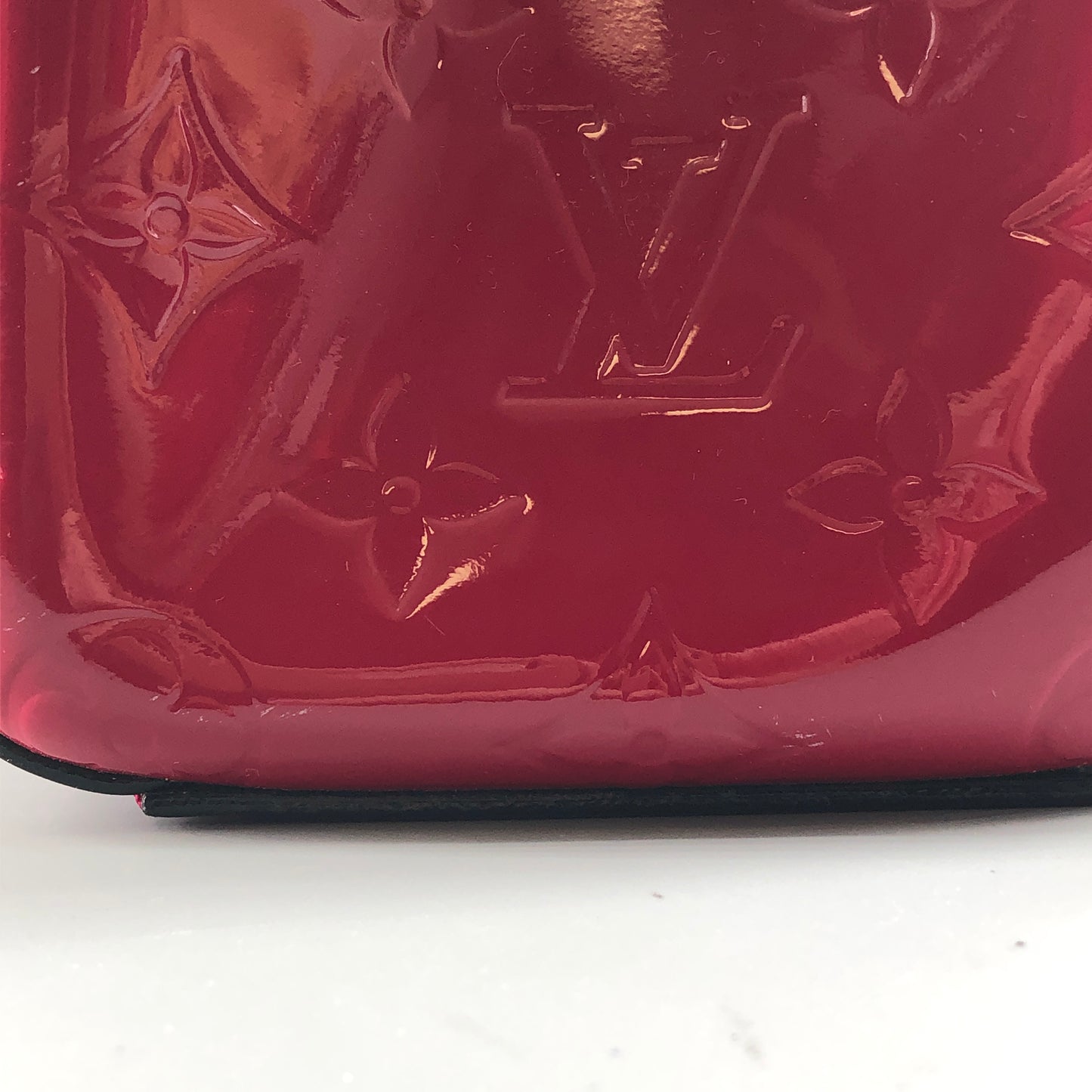 Louis Vuitton Vernis MM Vertical Tote Bag Hot Pink Monogram Patent Leather