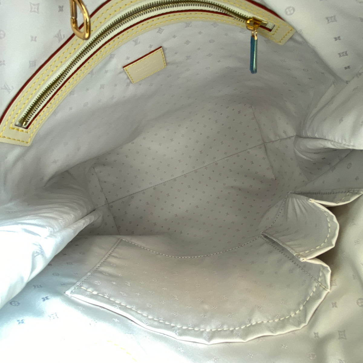 Louis Vuitton Cream Suhali Leather Le Majestueux Tote Bag