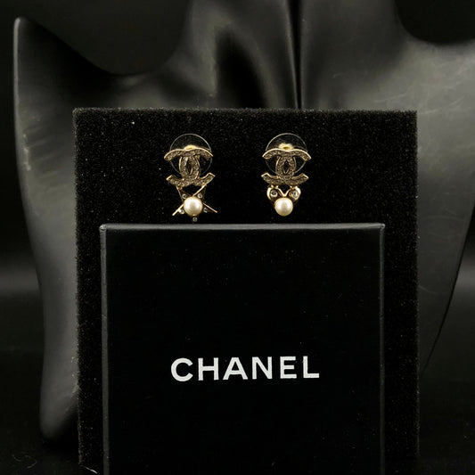 Chanel Crystal CC Logo Pearl Drop Earrings Gold Color