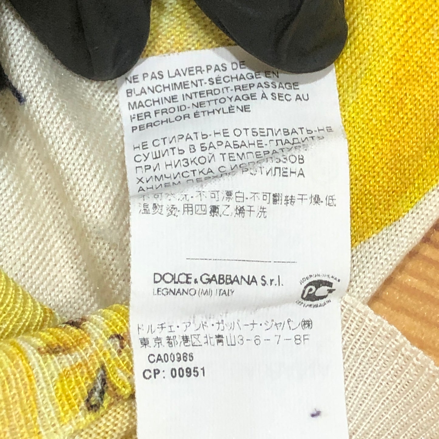 Dolce & Gabbana White Yellow Lemon Print V‑Neck Knit Top 42