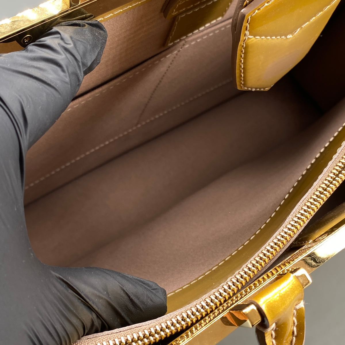 Louis Vuitton Monogram Vernis Deesse Gold Handbag
