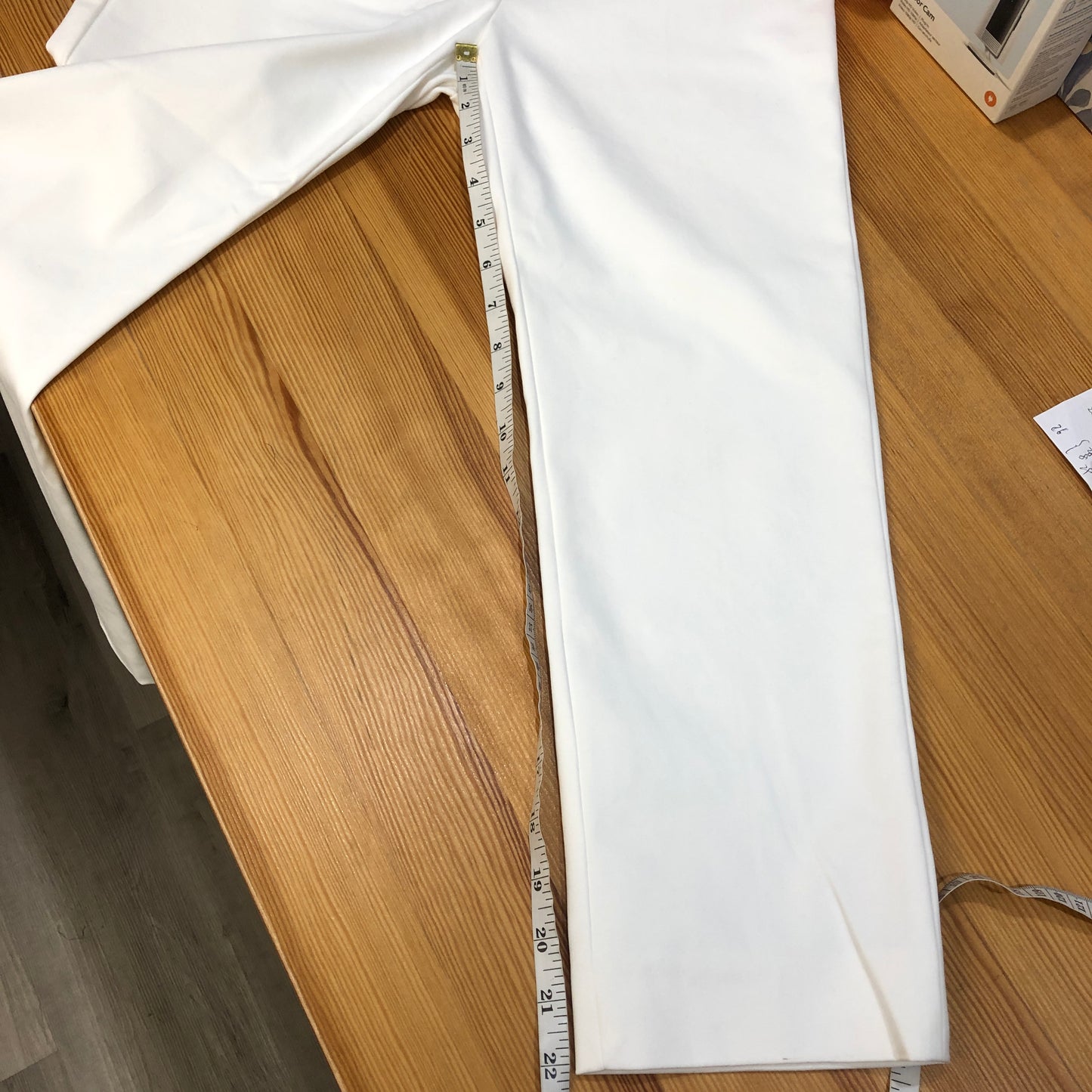 MaxMara Shine!  White Cropped Slim Trousers Size US 4