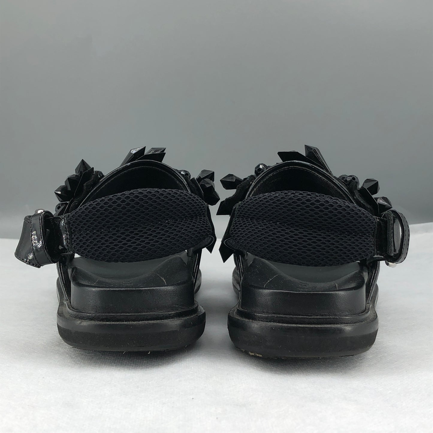 Marni Women's Beaded-Embellished Flat Sandals 36 Black