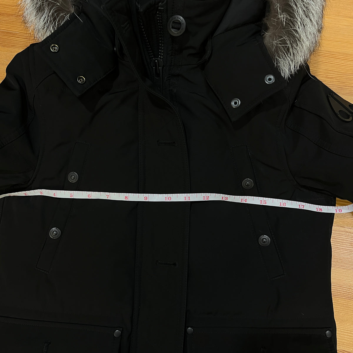 Moose Knuckle Black Parka  Size  S