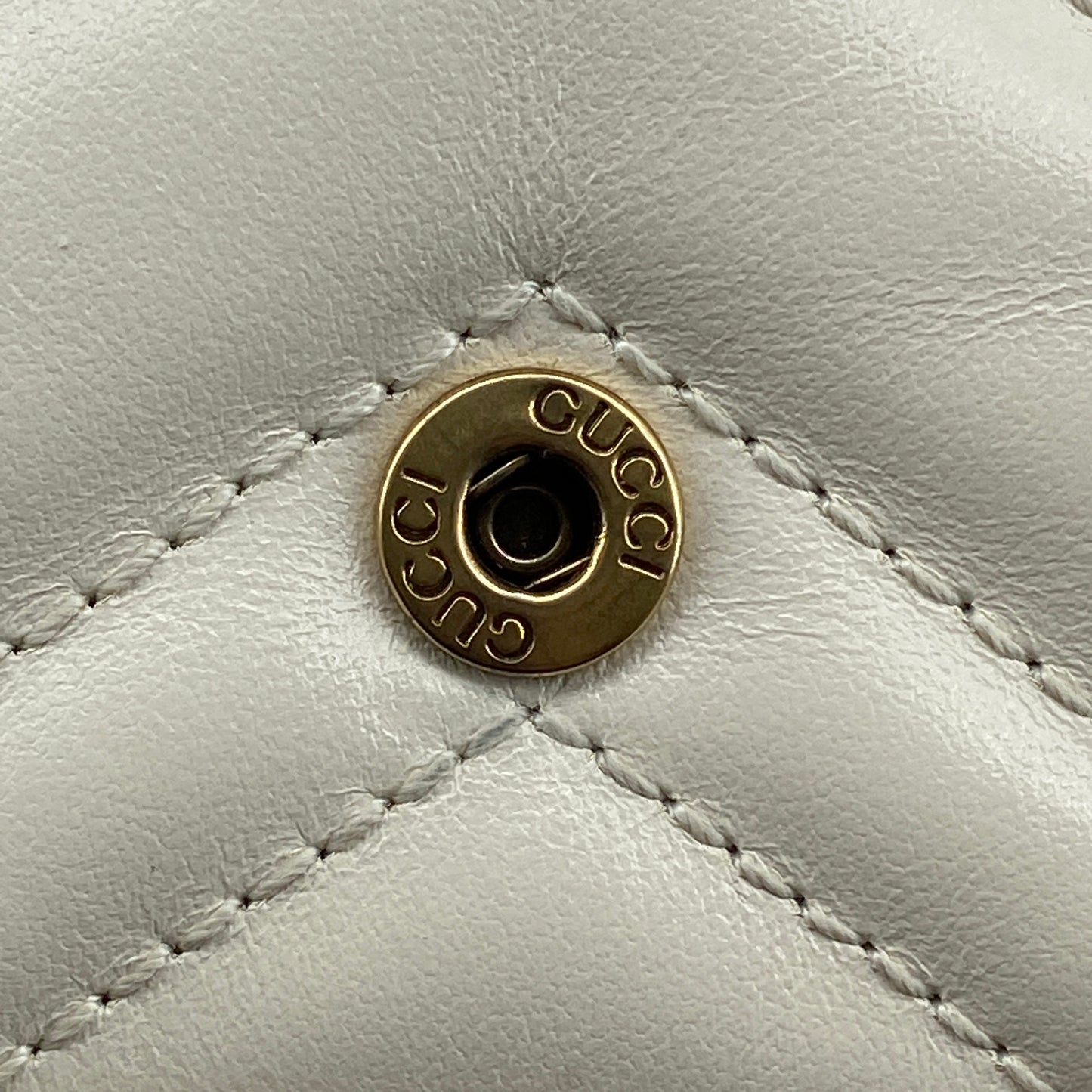 Gucci Cream GG Supreme Chevron Quilted Leather Marmont Mini Flap Chain Bag