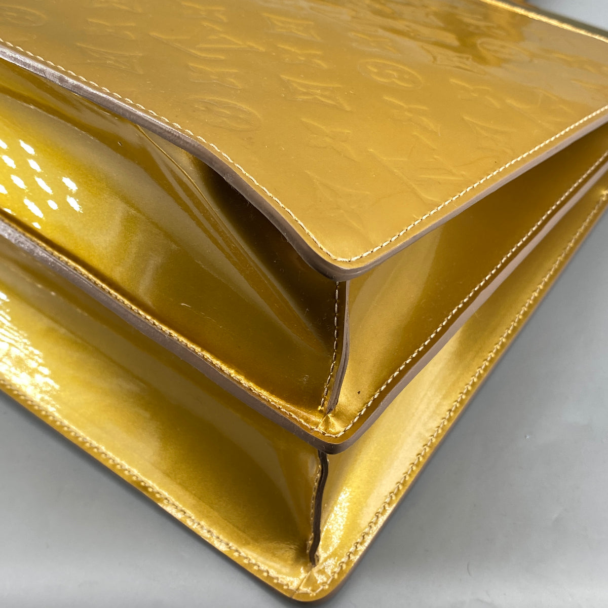 Louis Vuitton Monogram Vernis Deesse Gold Handbag