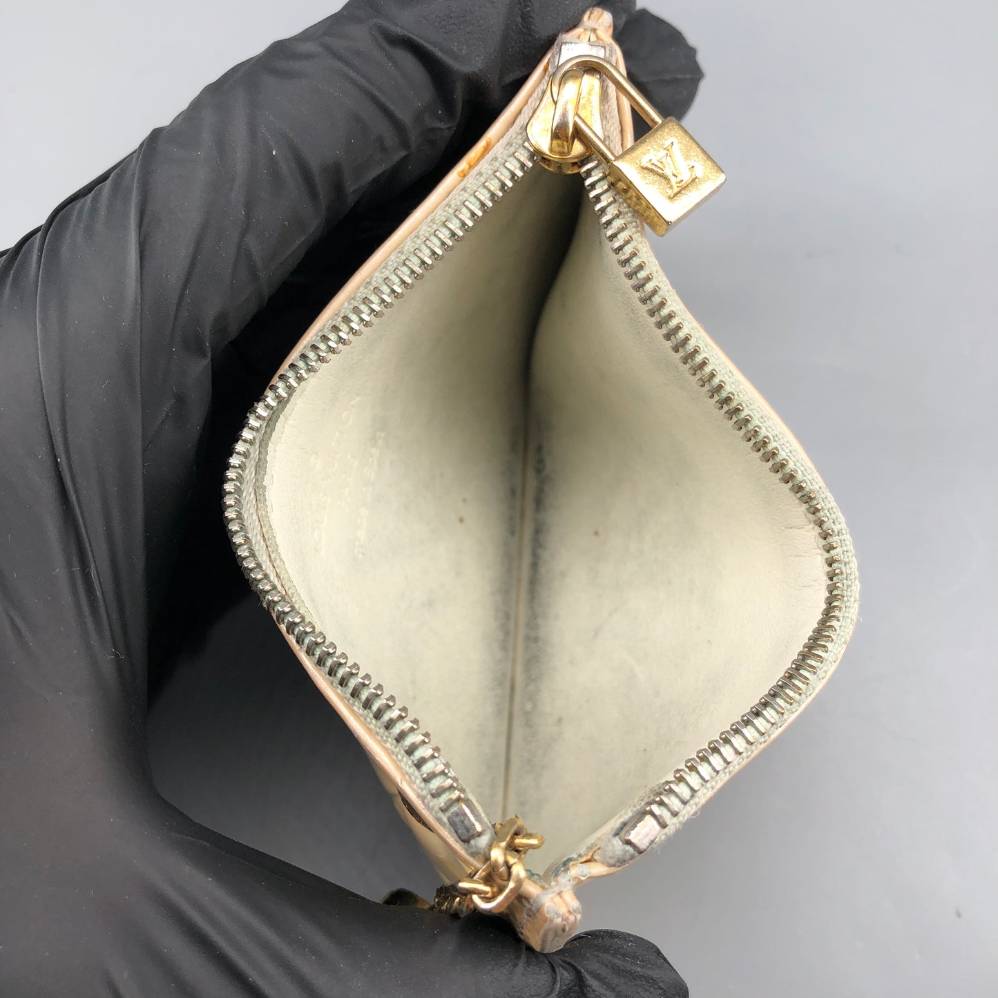 Louis Vuitton Monogram Vernis Patent Leather Zip Card Coin Pouch Cream