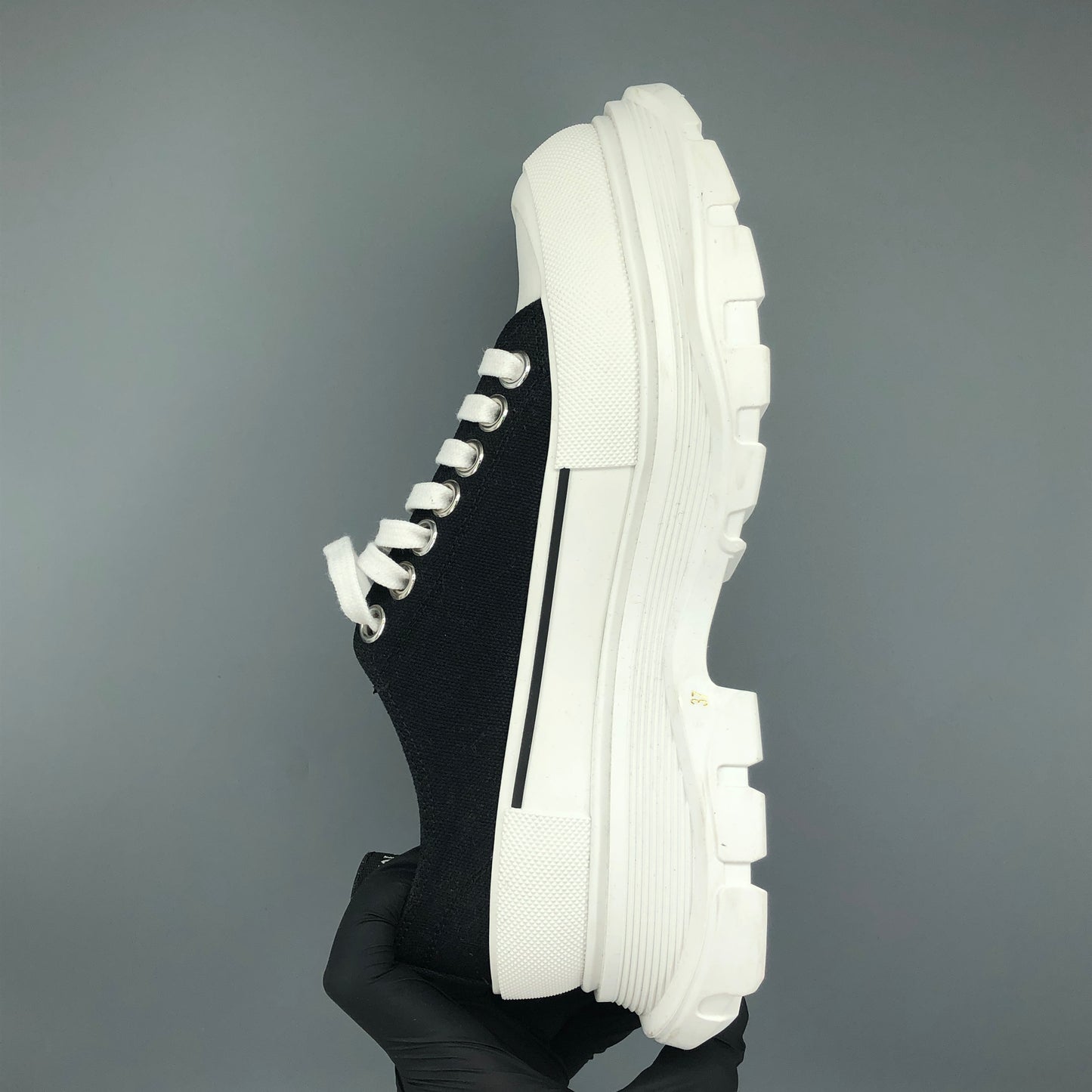 Alexander McQueen Tread Slick Platform Canvas Sneakers Size 37 Black