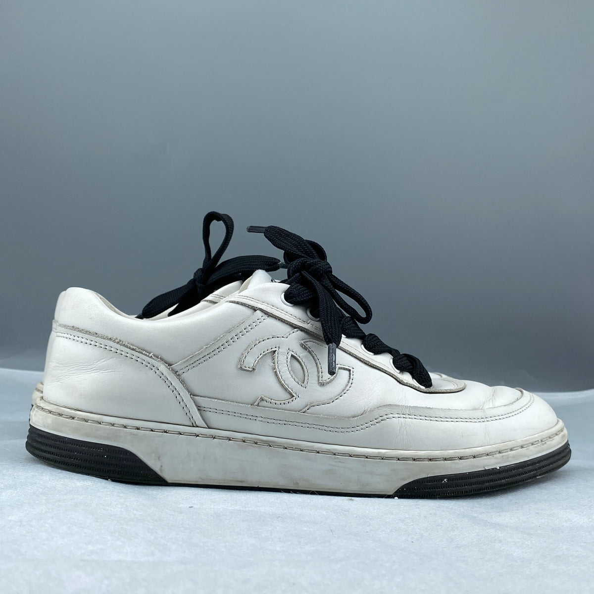 Chanel White Black Leather Lace Up Sneaker Size 37
