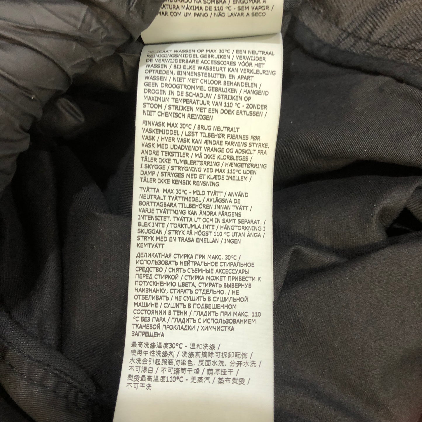Stone Island Cargo Pants Size W28 Black