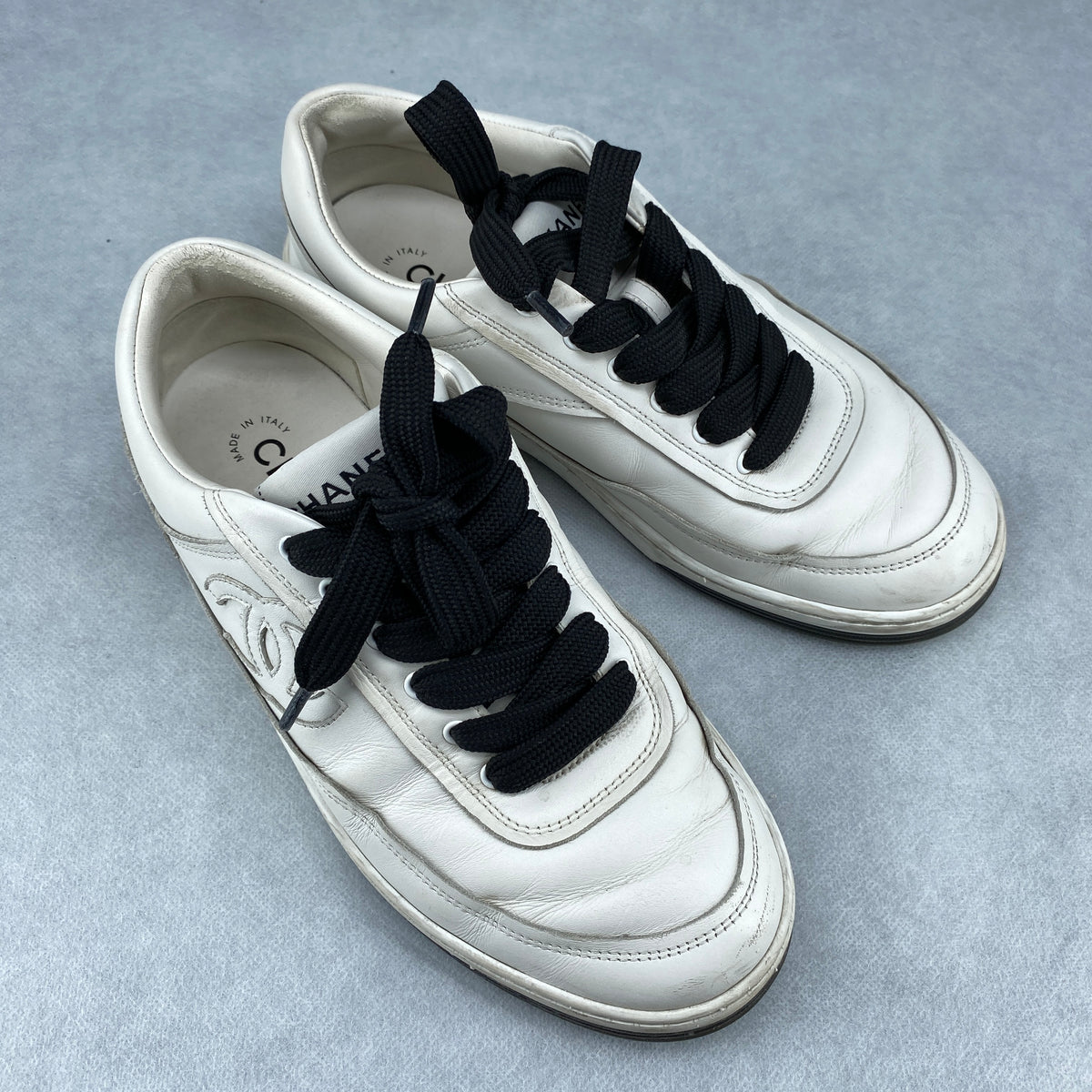 Chanel White Black Leather Lace Up Sneaker Size 37