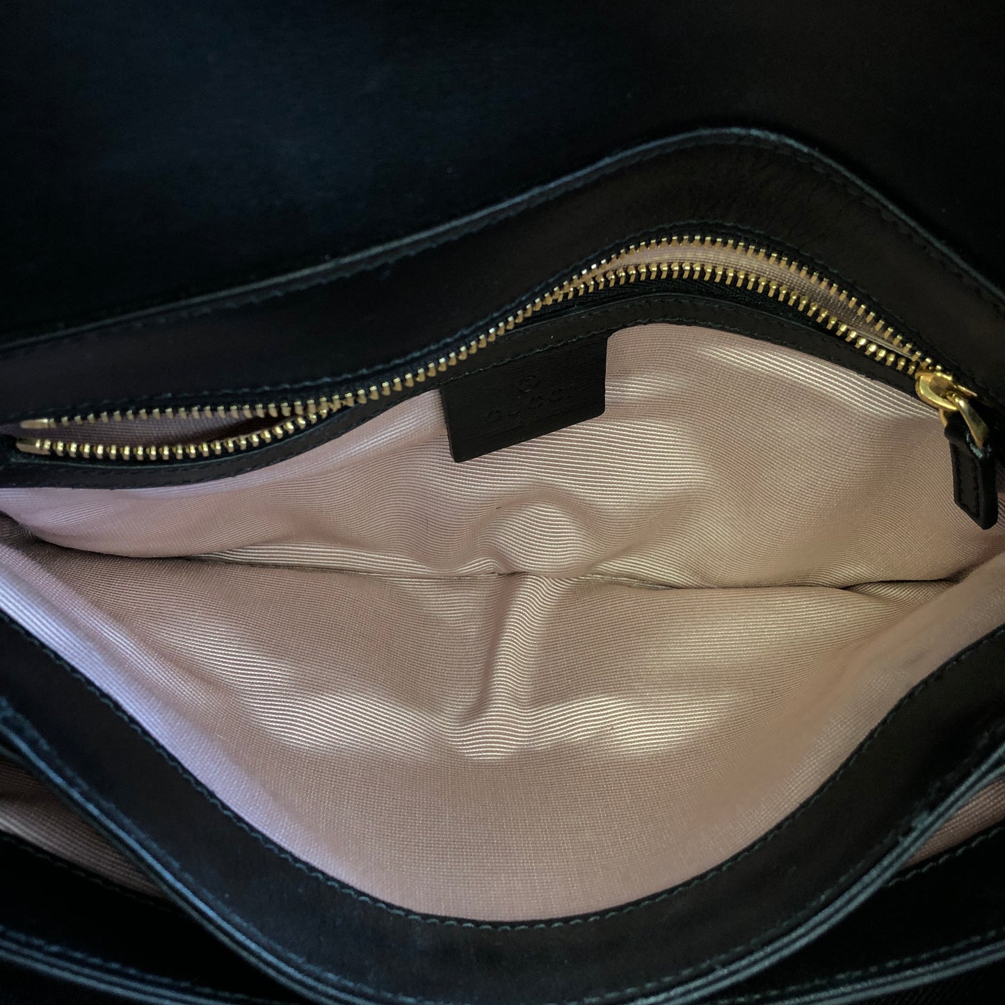 Gucci Interlocking G Leather Shoulder Bag 24*14cm Black