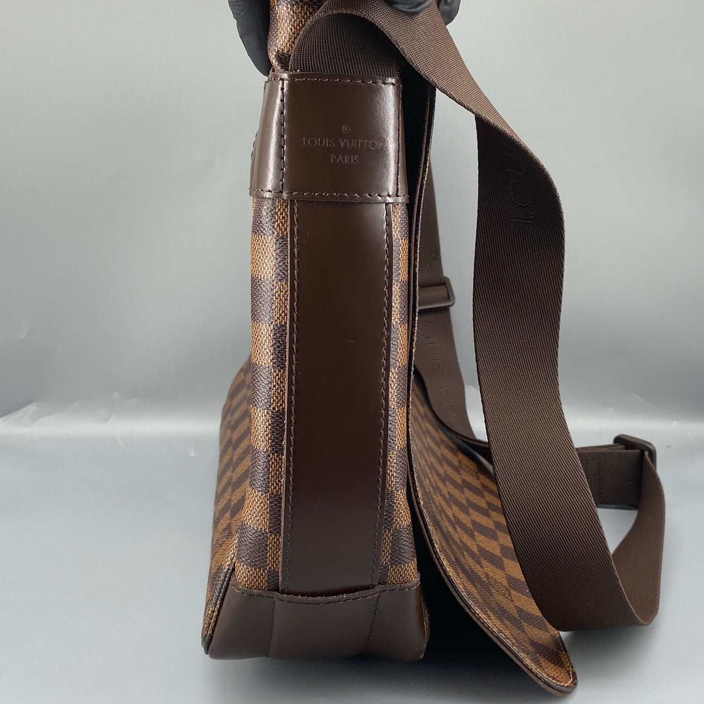 Louis Vuitton Brown Damier Ebene Canvas Messenger Shoulder Bag