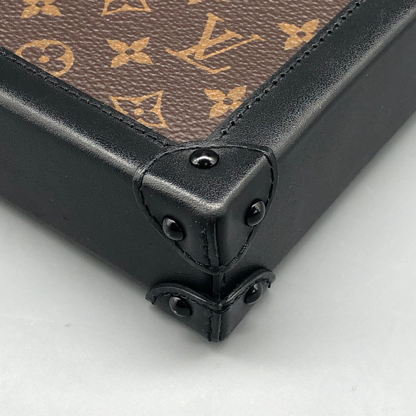 Louis Vuitton Monogram Canvas Petite Malle Phone Case Brown Bag
