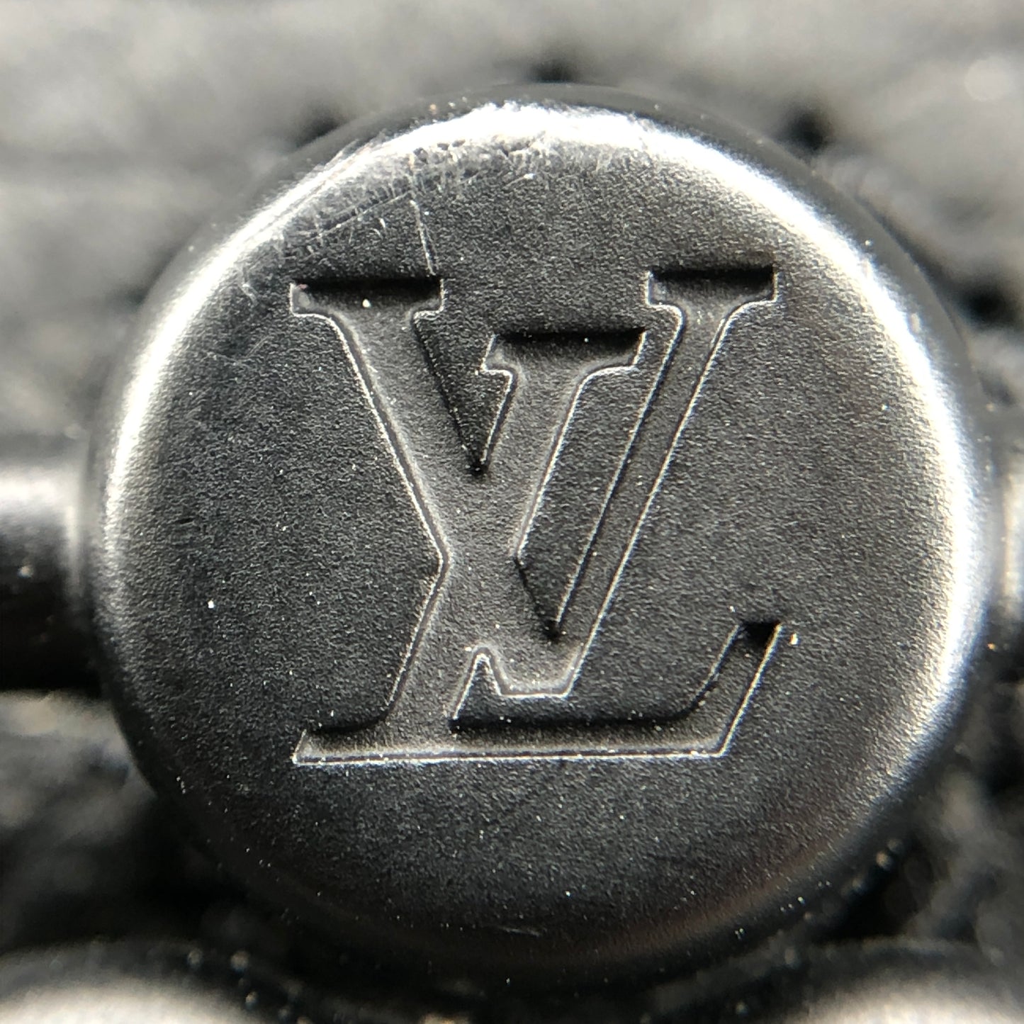 Louis Vuitton Monogram Taurillon Leather Steamer Wearable Wallet Black