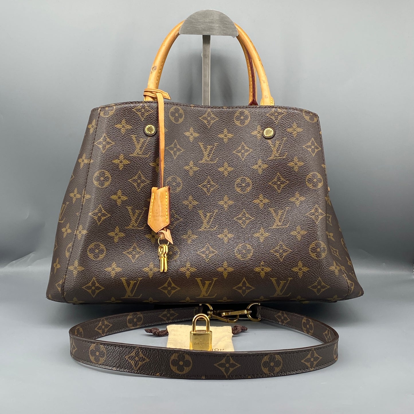 Louis Vuitton Monogram Montaigne MM Handbag