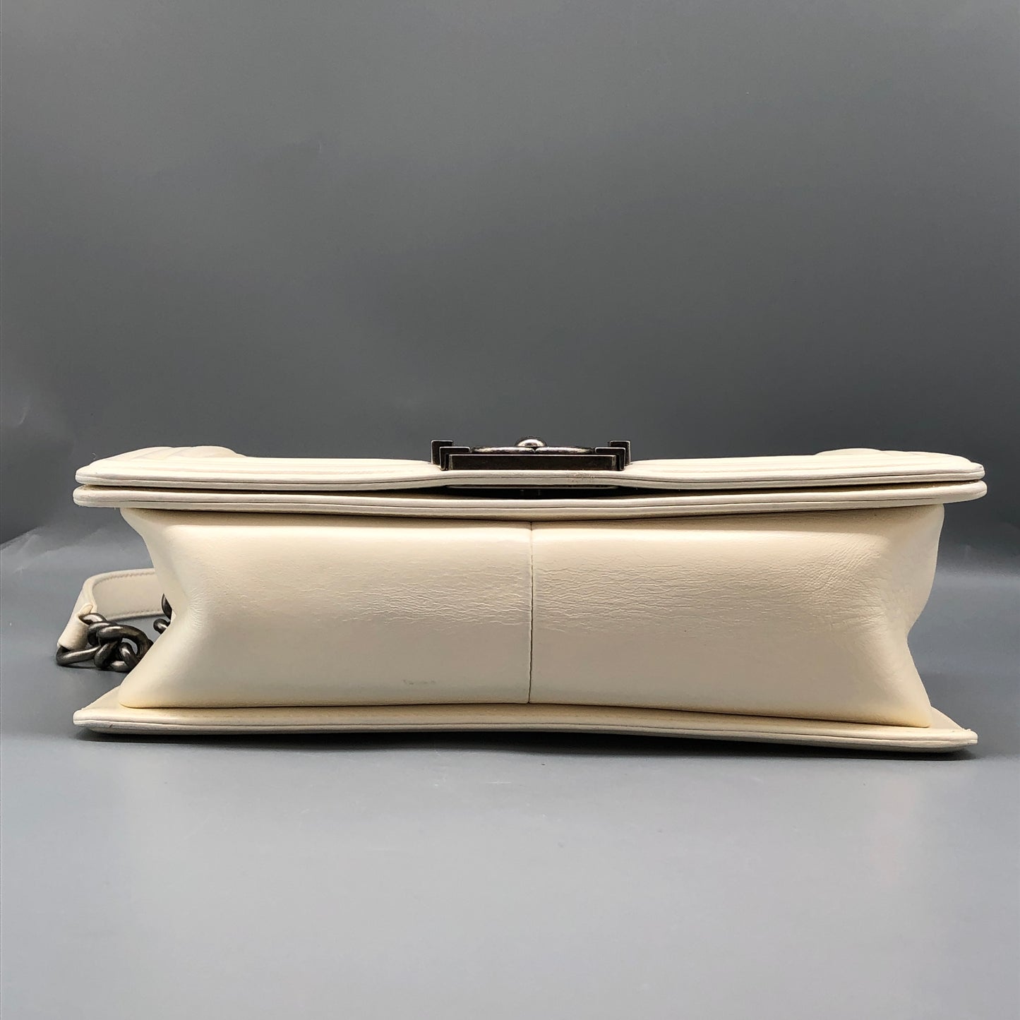 Chanel Boy Flap Quilted Leather Shoulder Bag Cream
