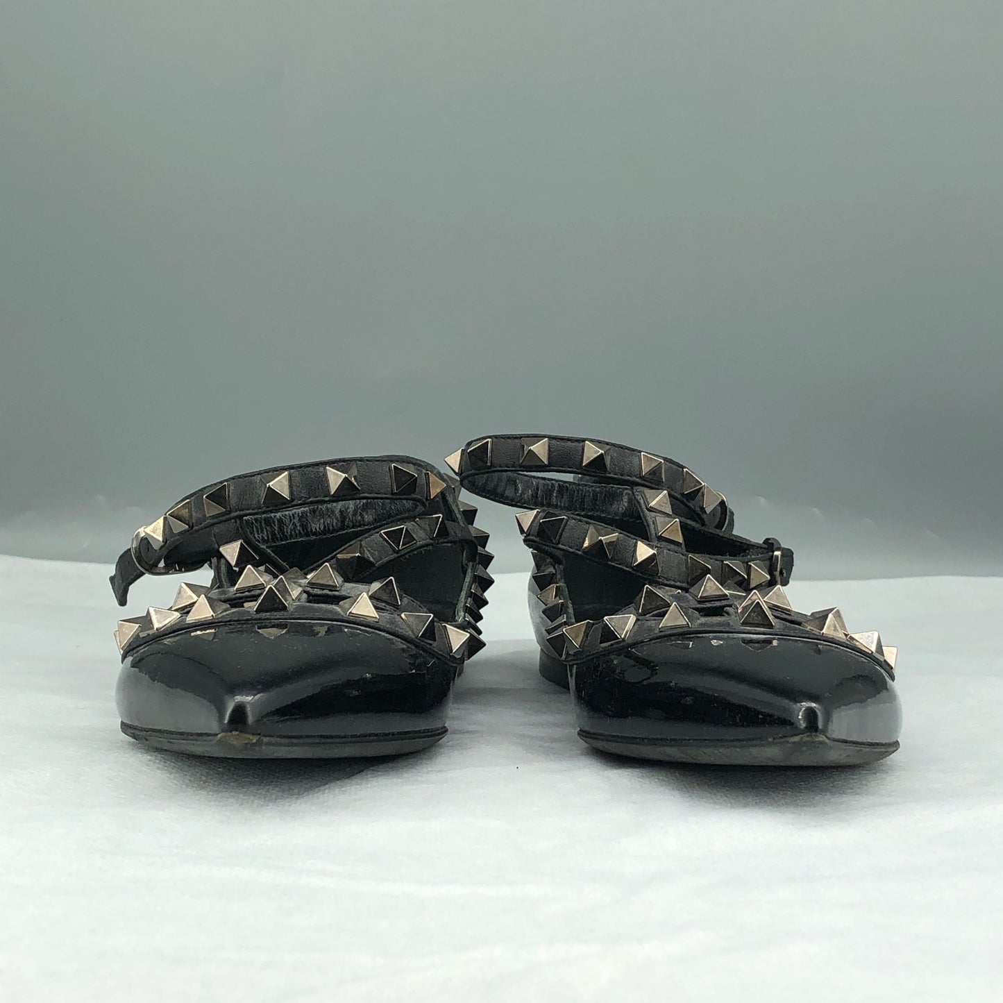 Valentino Women's  Black Patent Leather Rockstud Pointed Ankle Strap Flats Size 35