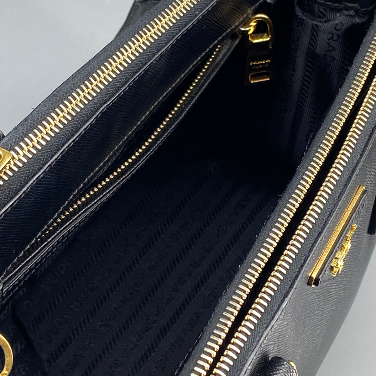 Prada Galleria Large  Bag Black Saffiano Leather