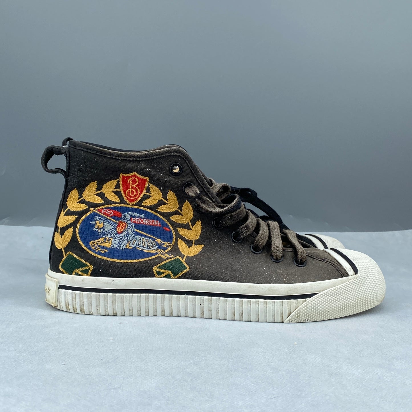 Burberry Unisex  Black Grey Crest Embroidery High Top Sneakers Size 38