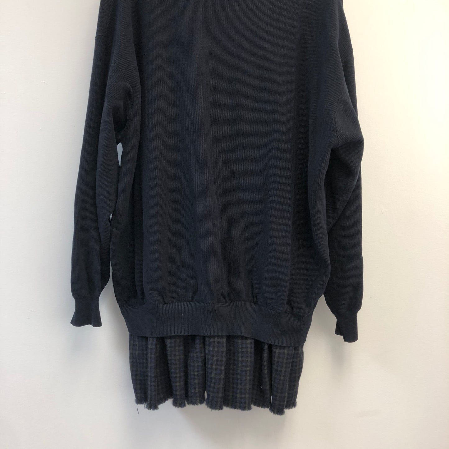 Balenciaga Crest Logo Knit Sweater Size M Navy Blue