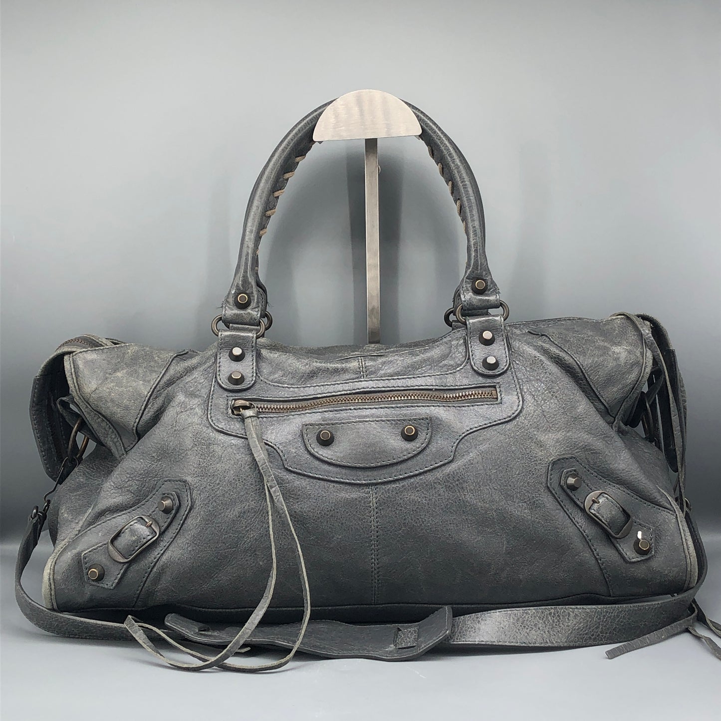 Balenciaga Classic City Distressed Leather Shoulder Handbag Grey