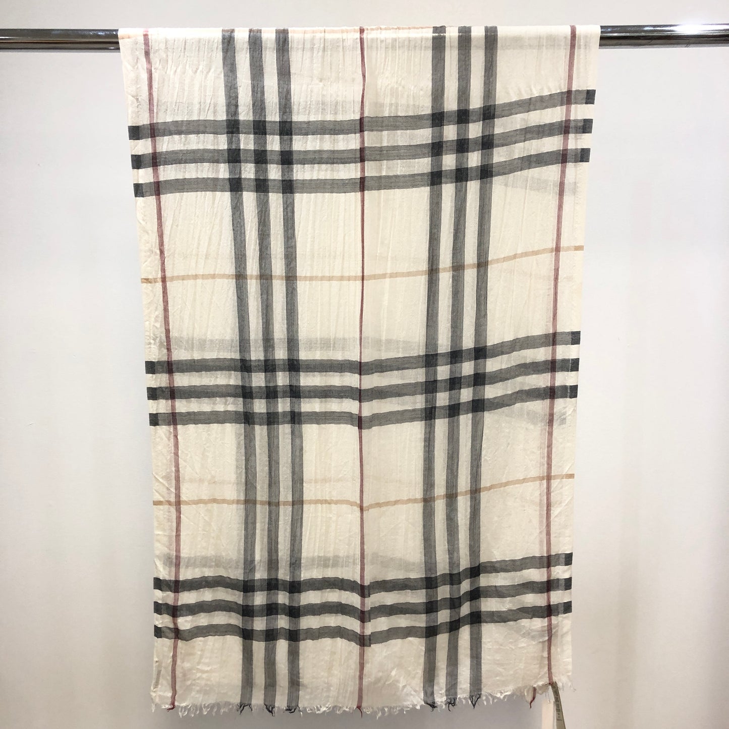 Burberry Classic Vintage Check Wool Cashmere Large Scarf  Beige/Black/Red