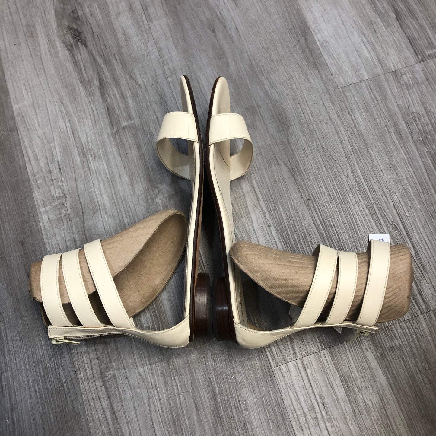Fendi Women’s Strappy Ankle-Cuff Heeled Sandals 39 cream