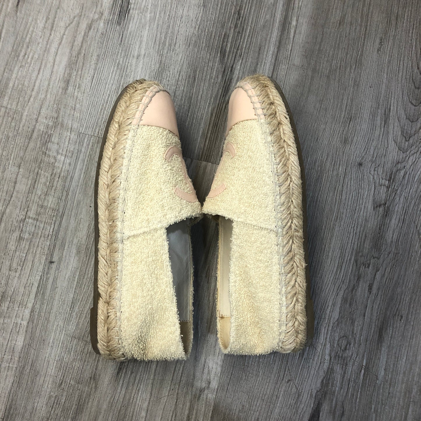 Chanel Women's Espadrilles Size 35C Cream/Pink