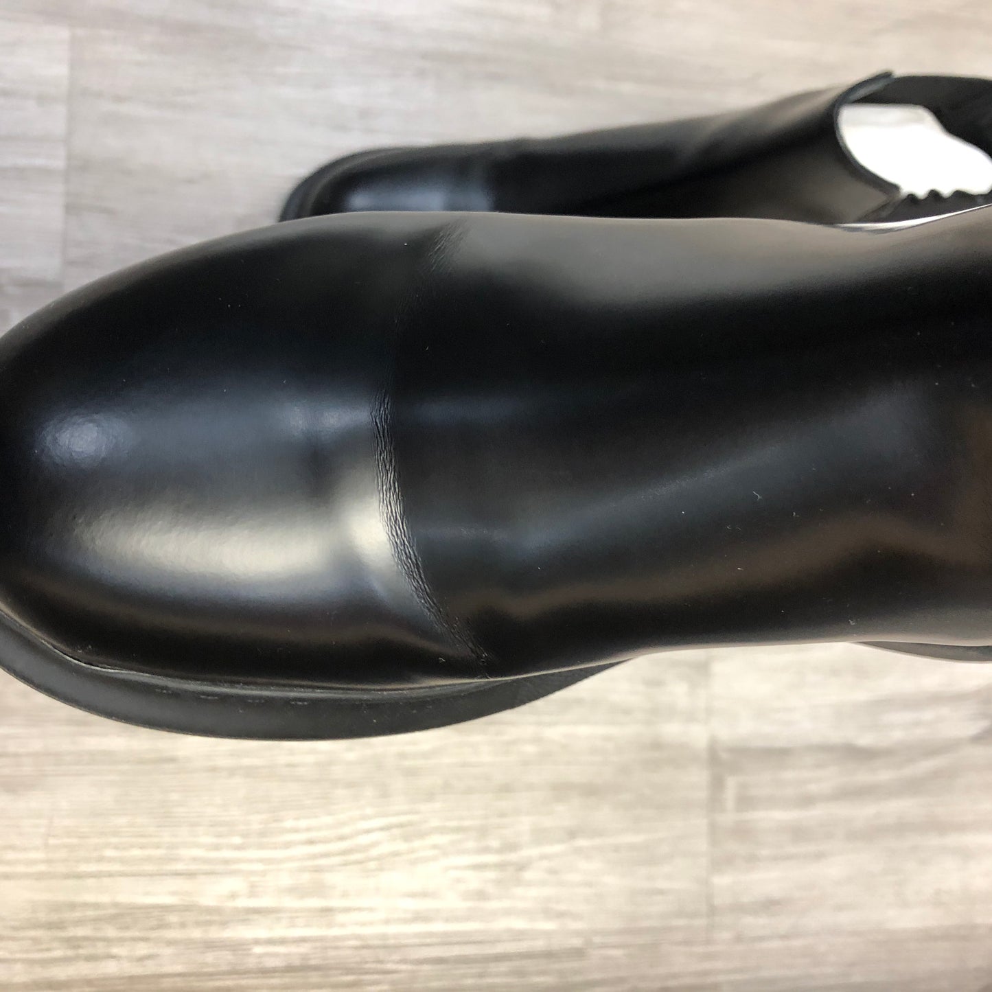 Alexander McQueen Women's Black Leather Chelsea Boots Size 35