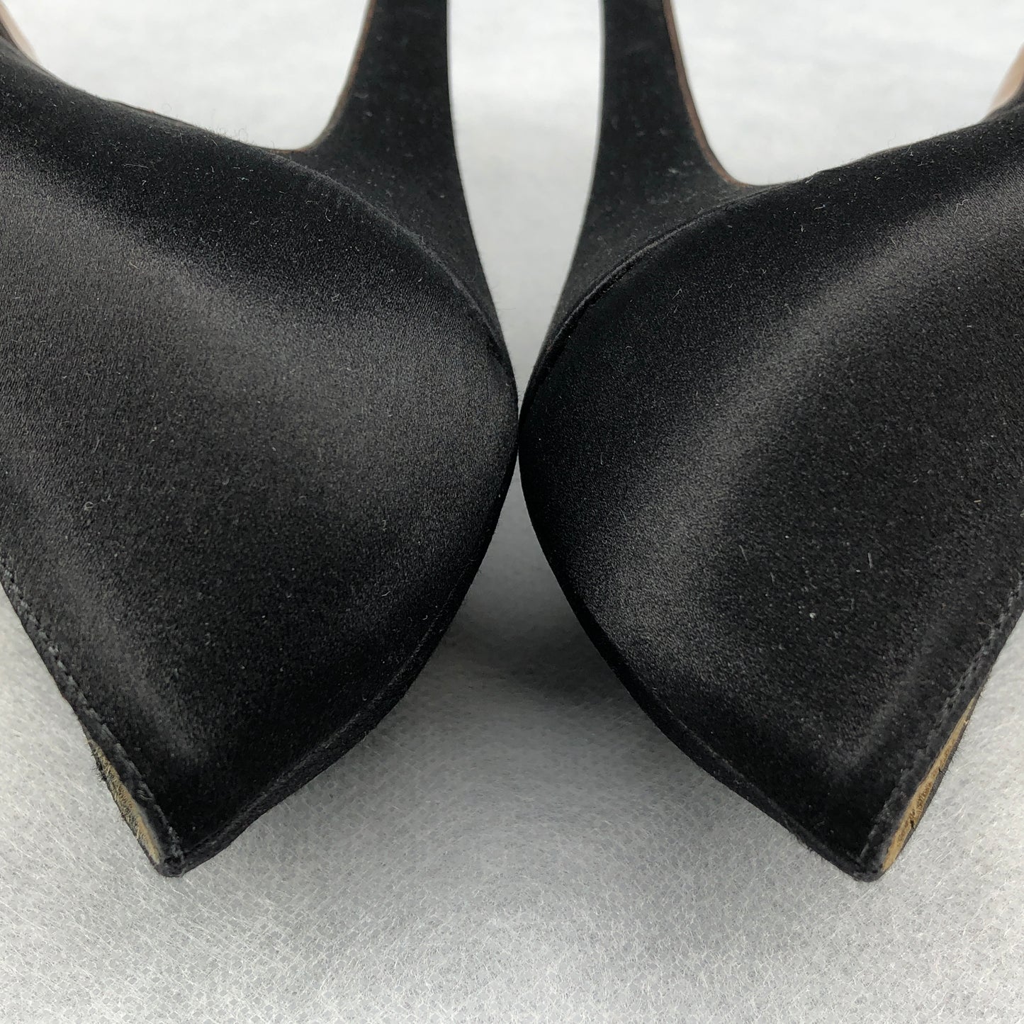 Nicholas Kirkwood Pearl-Embellished Platform Pumps 35 Black