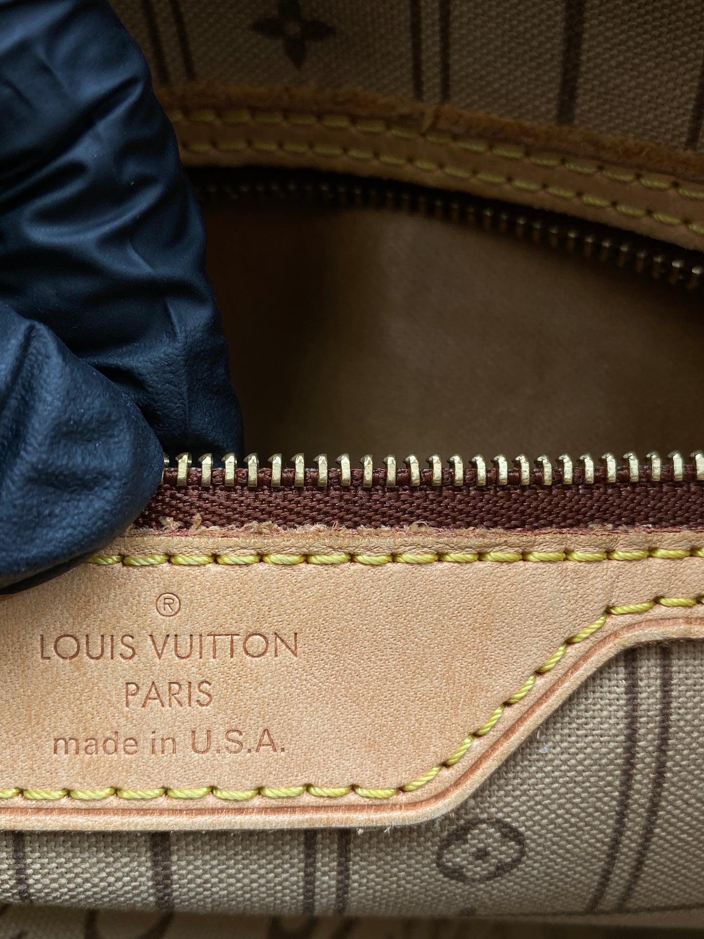 Louis Vuitton Monogram Neverfull Tote Bag