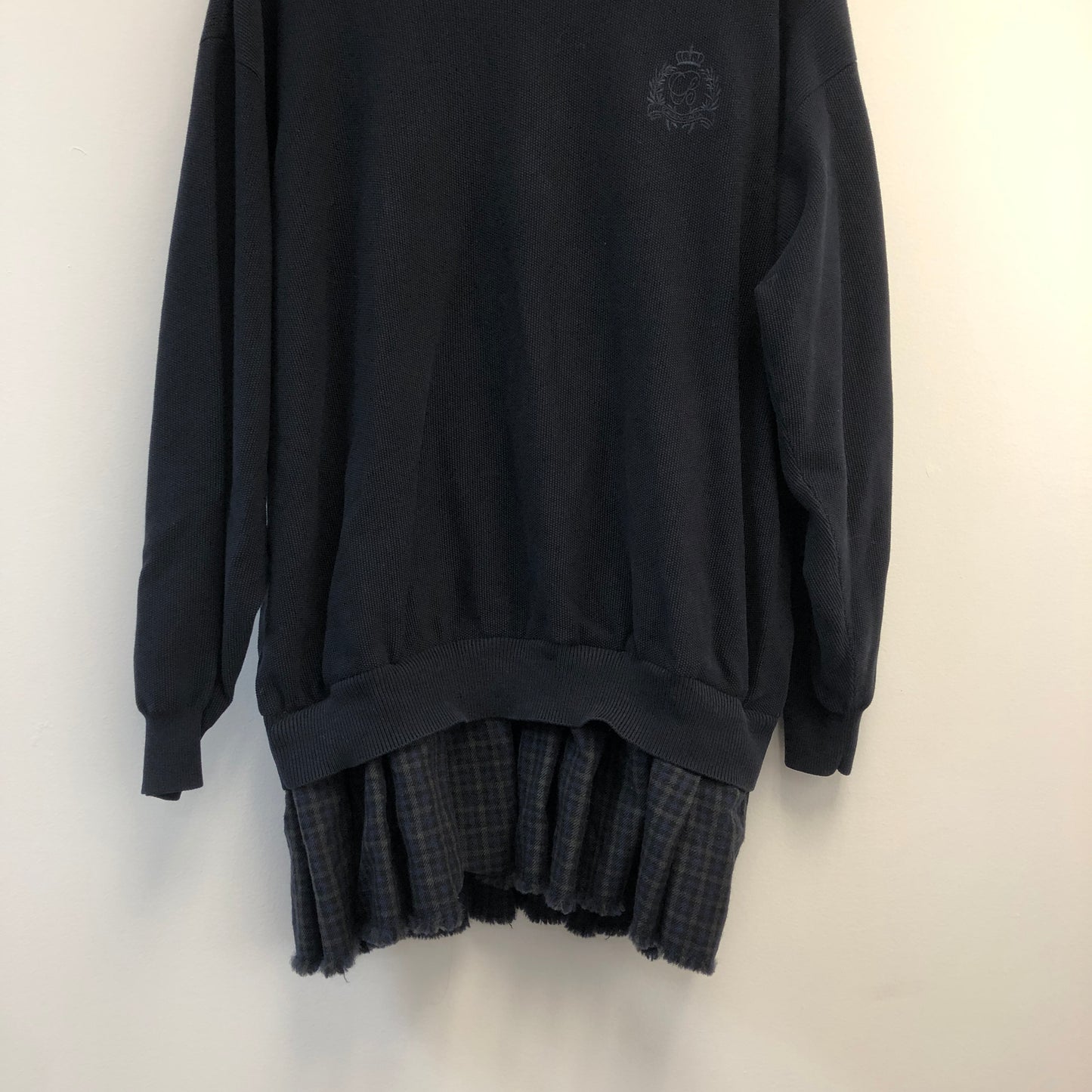 Balenciaga Crest Logo Knit Sweater Size M Navy Blue