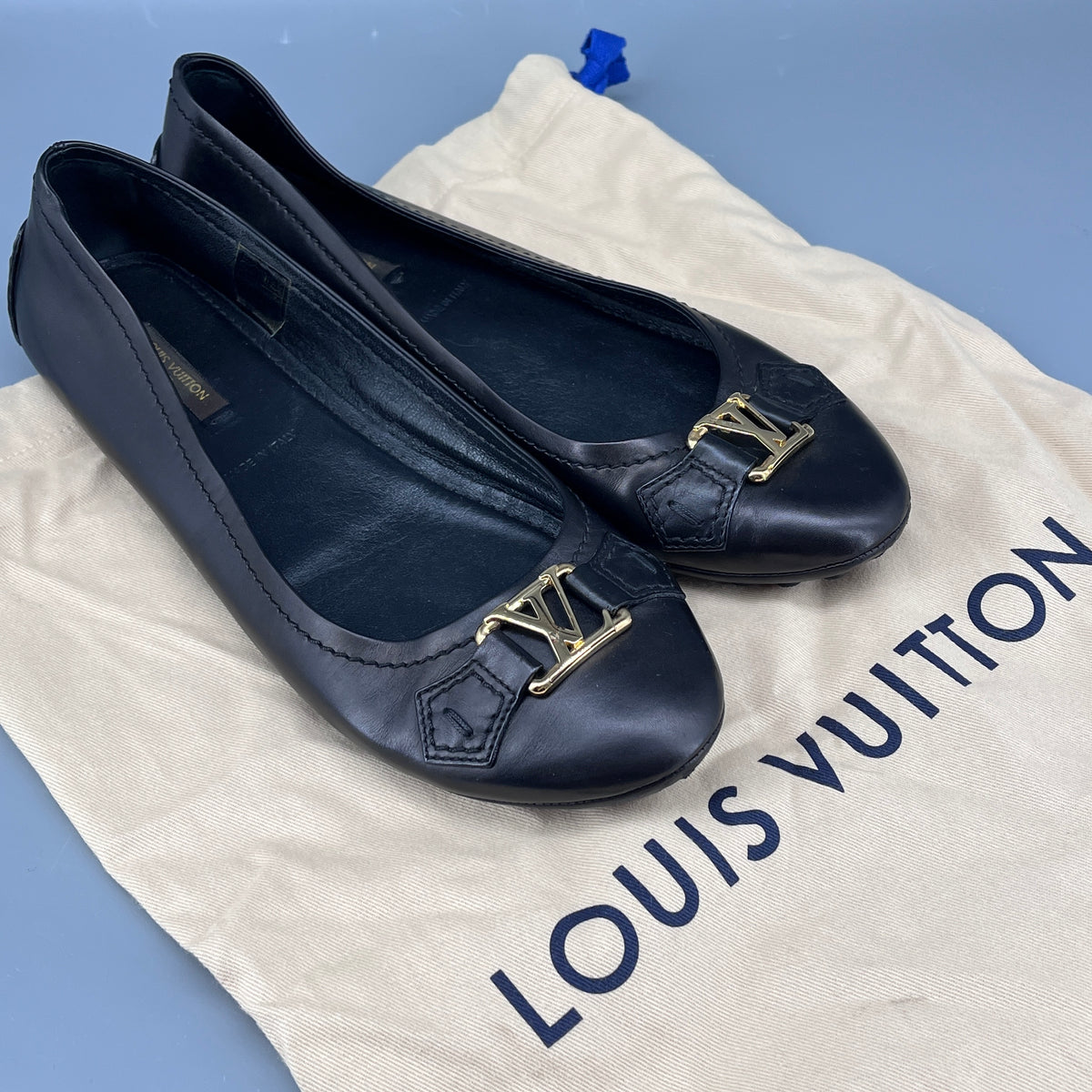Louis Vuitton Black Leather Ballet Flats size 37.5