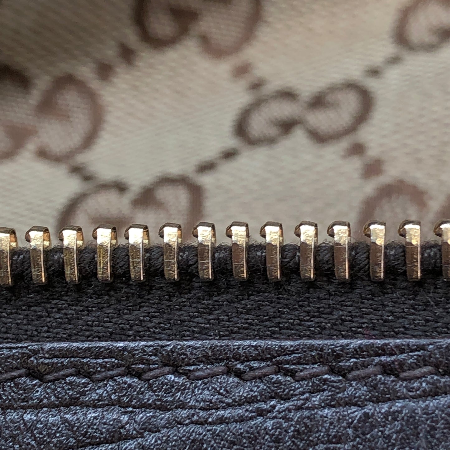 Gucci Vintage GG Canvas Crossbody Bag Brown/Beige