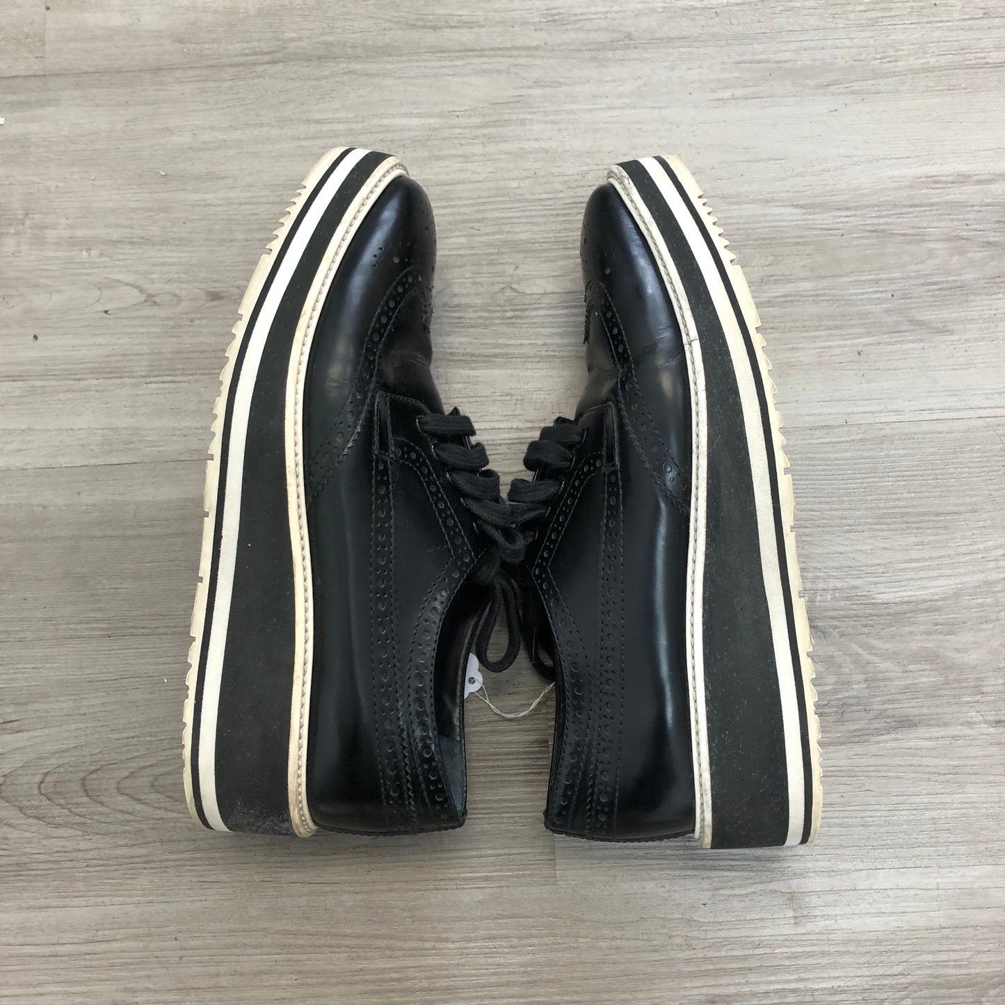 Prada Brogue Leather Platform Low Top Sneaker Shoes 37.5 Black White