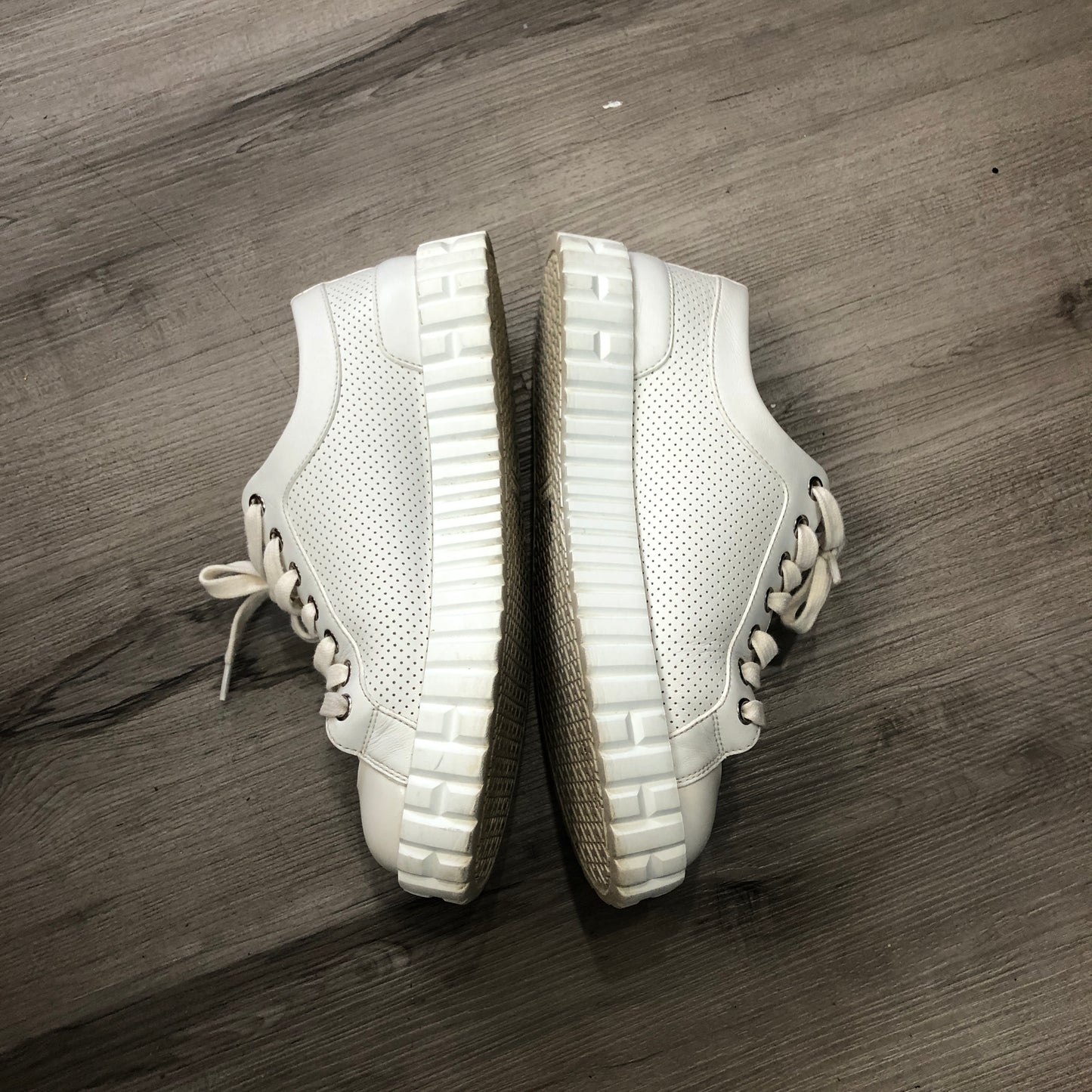 Hermes Women's White Leather Lace-Up Sneakers shoes 36