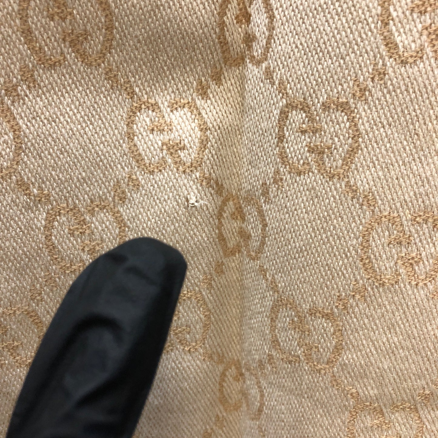 Gucci GG Supreme Jacquard Wool Scarf Beige