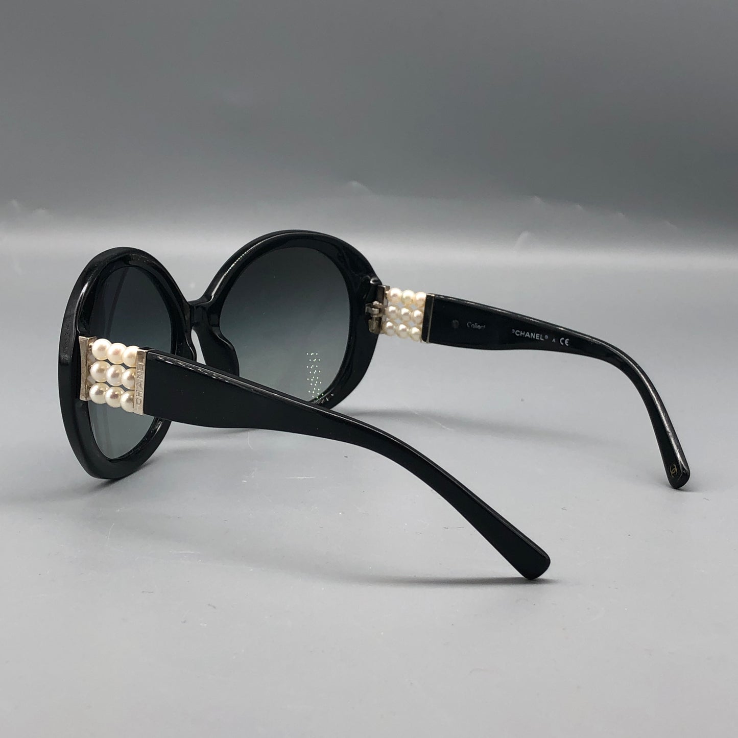 Chanel Round Pearl Detail Sunglasses Black