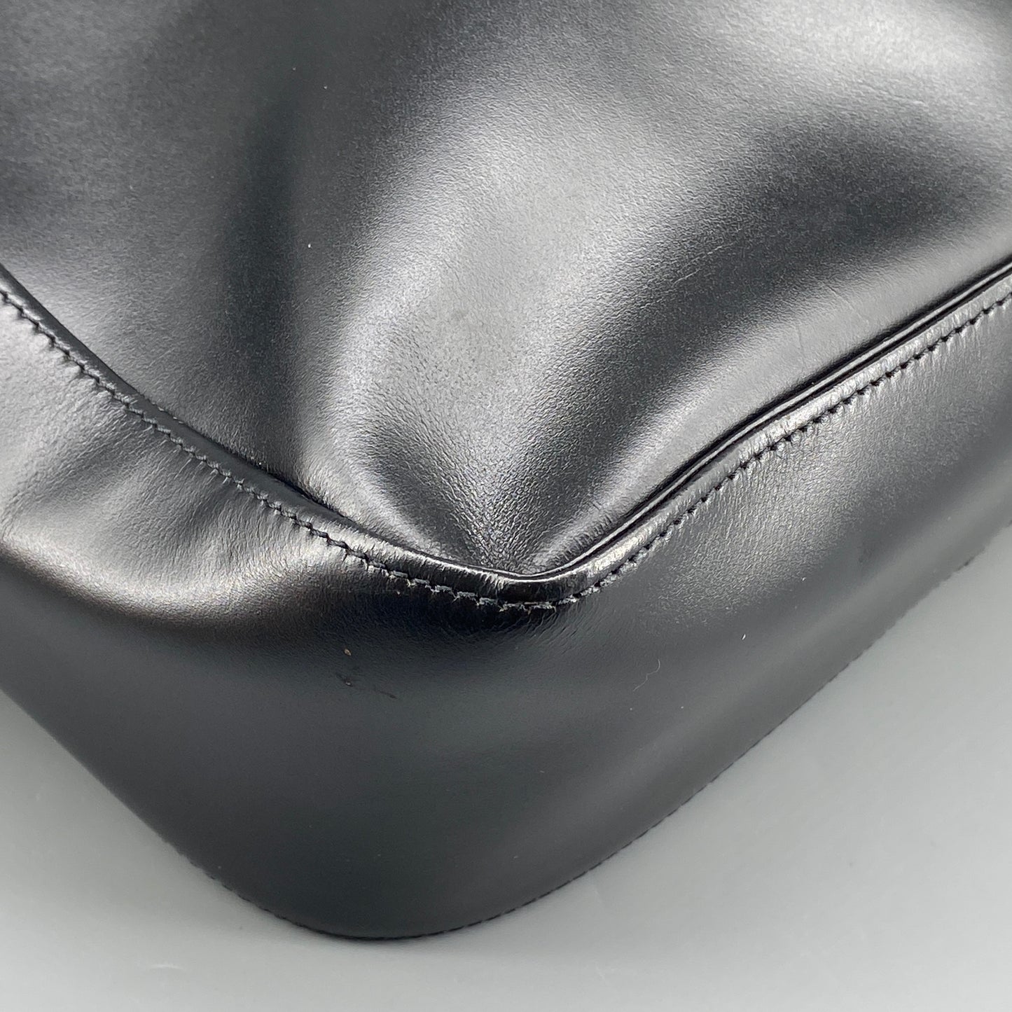 Yves Saint Laurent Black Smooth Leather Square Flap Shoulder Camera Bag