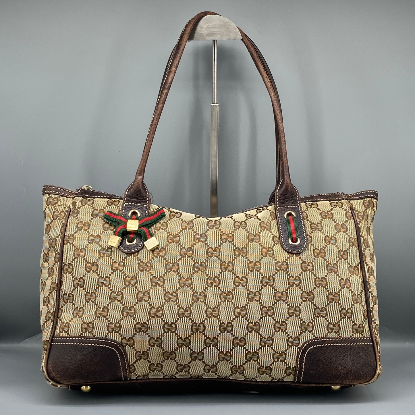 Gucci GG Canvas Handbag Beige/Brown