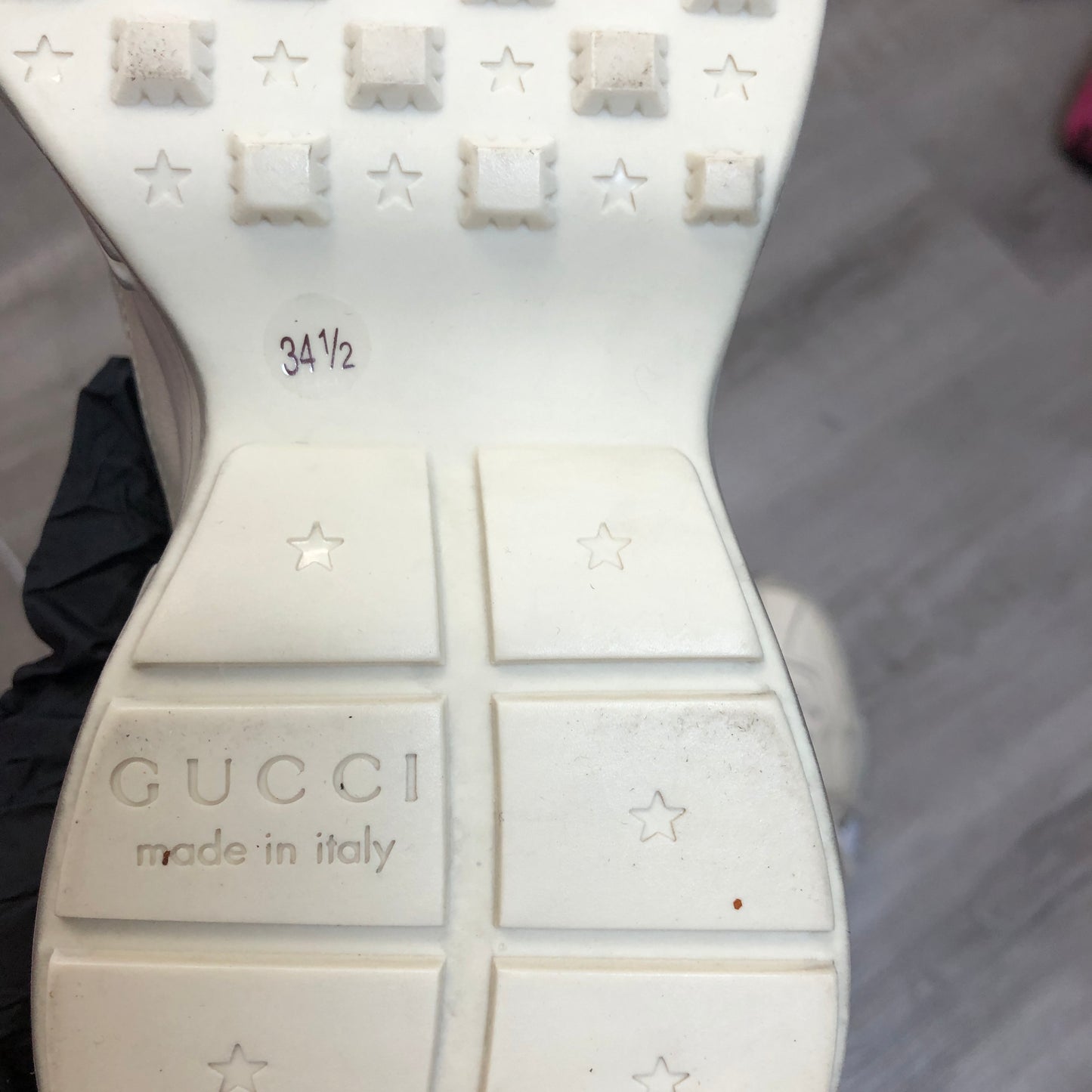 Gucci Women's Ivory Rhyton Distressed Sneakers Size 34.5