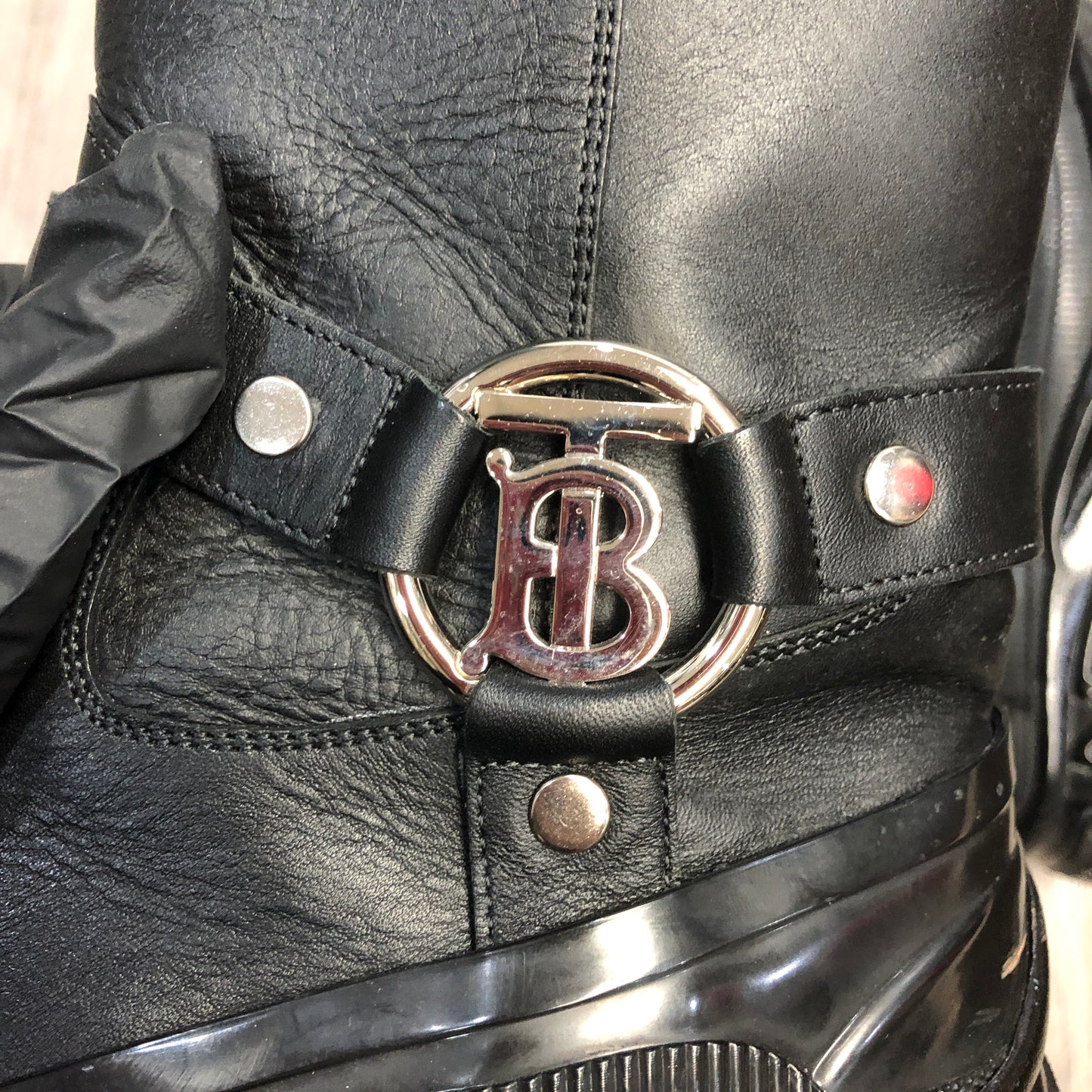 Burberry Women's Black Leather Ankle Boots Size 38