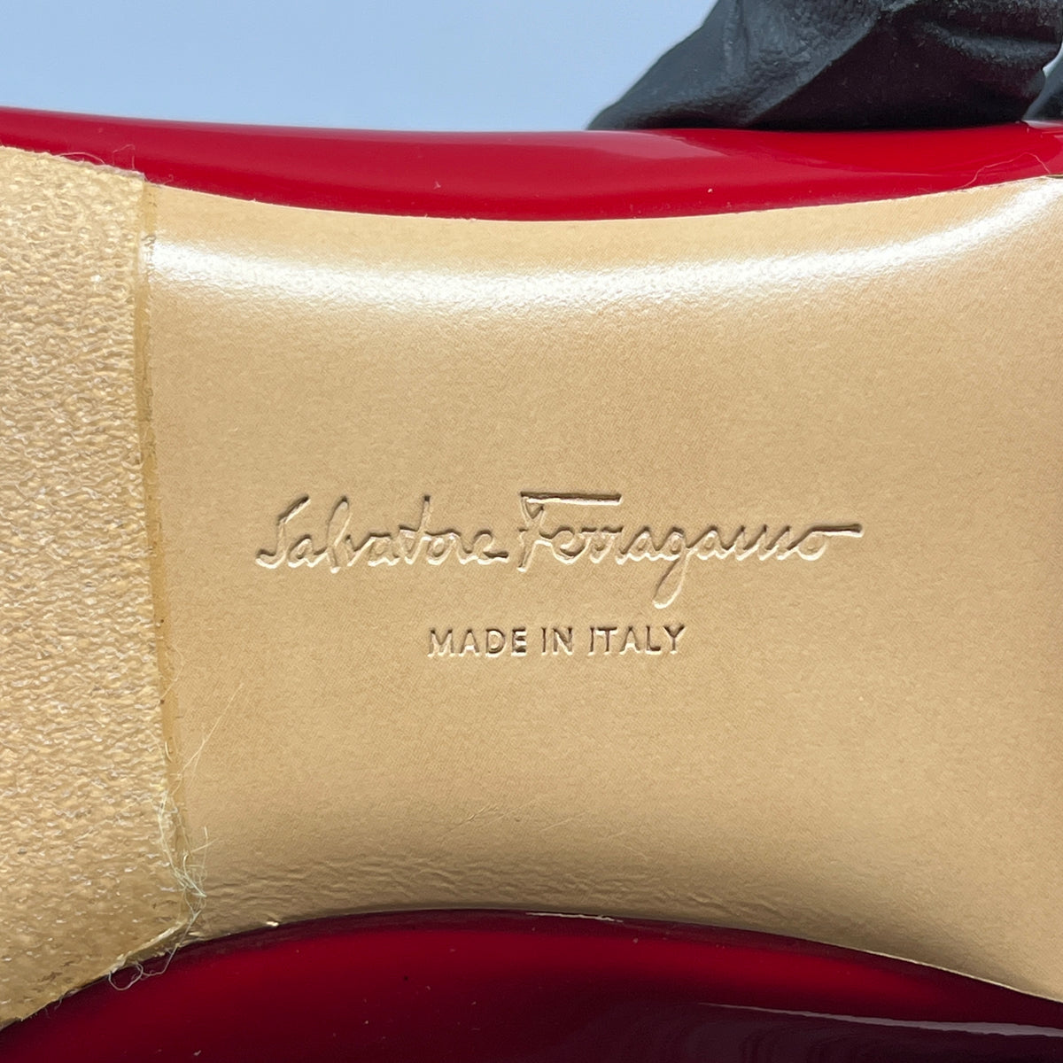 Ferragamo Red Patent Leather Vara Bow Flat Shoes US size 6.5