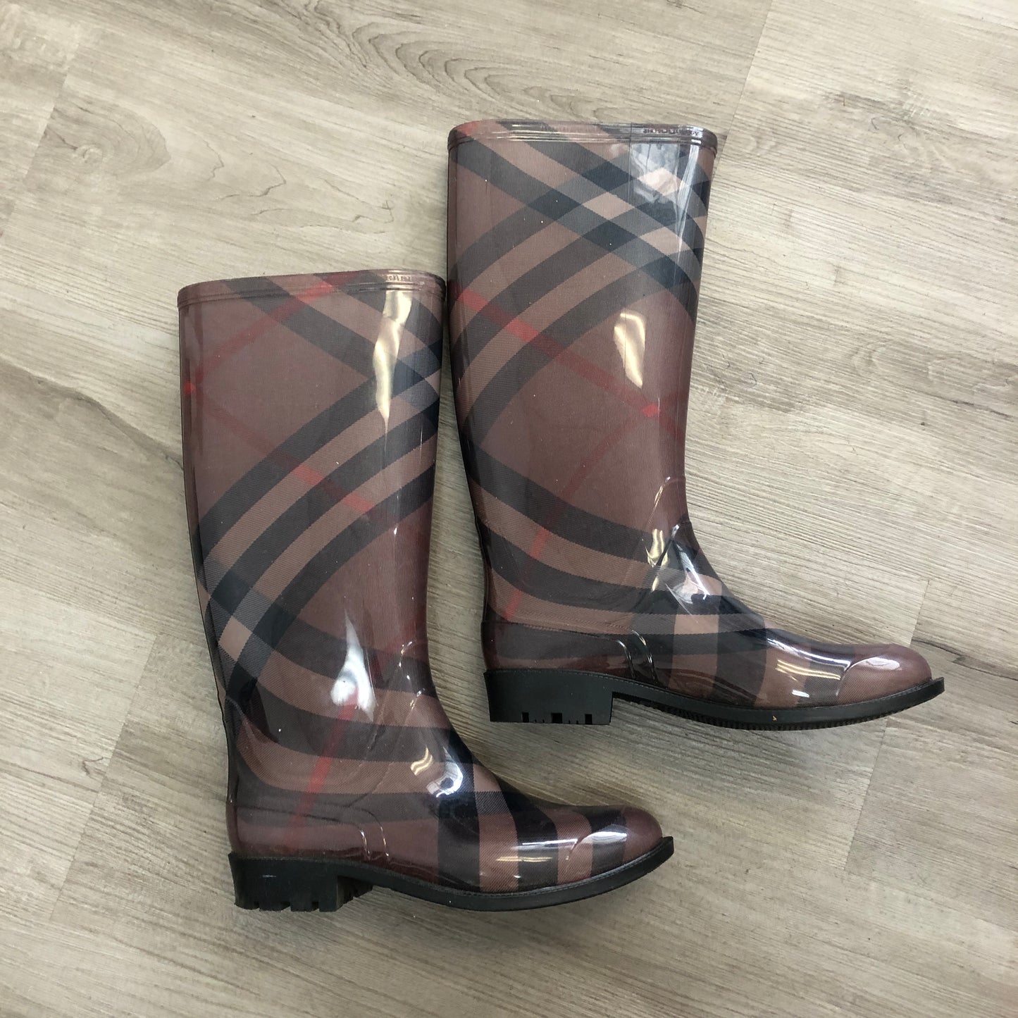 Burberry Women's Vintage Check Gloss Rubber Tall Rain Boots 36 Black Brown Red