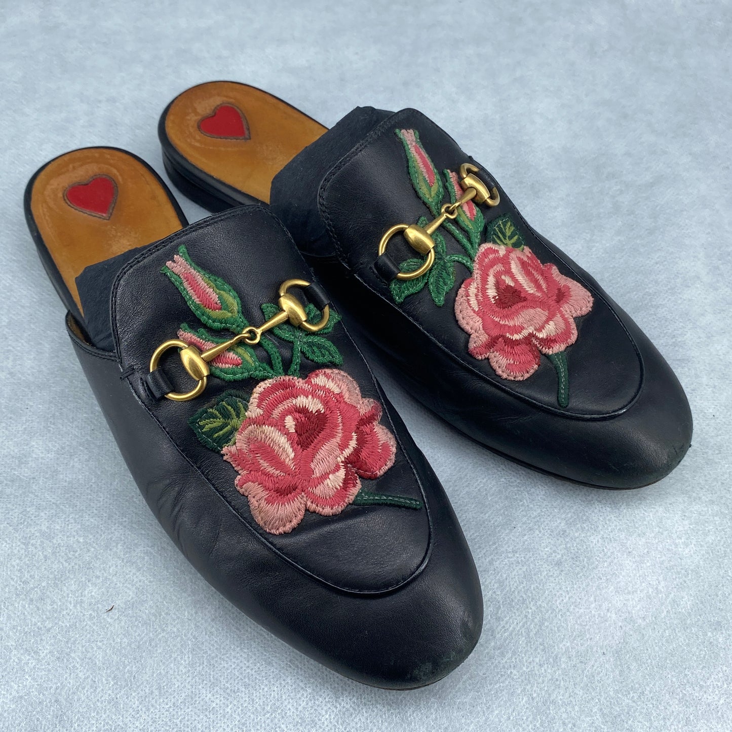 Gucci Women’s Black Leather Floral Embroidery Mule Loafer Shoes
